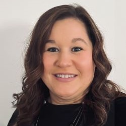 Headshot of Nicole Ruhle